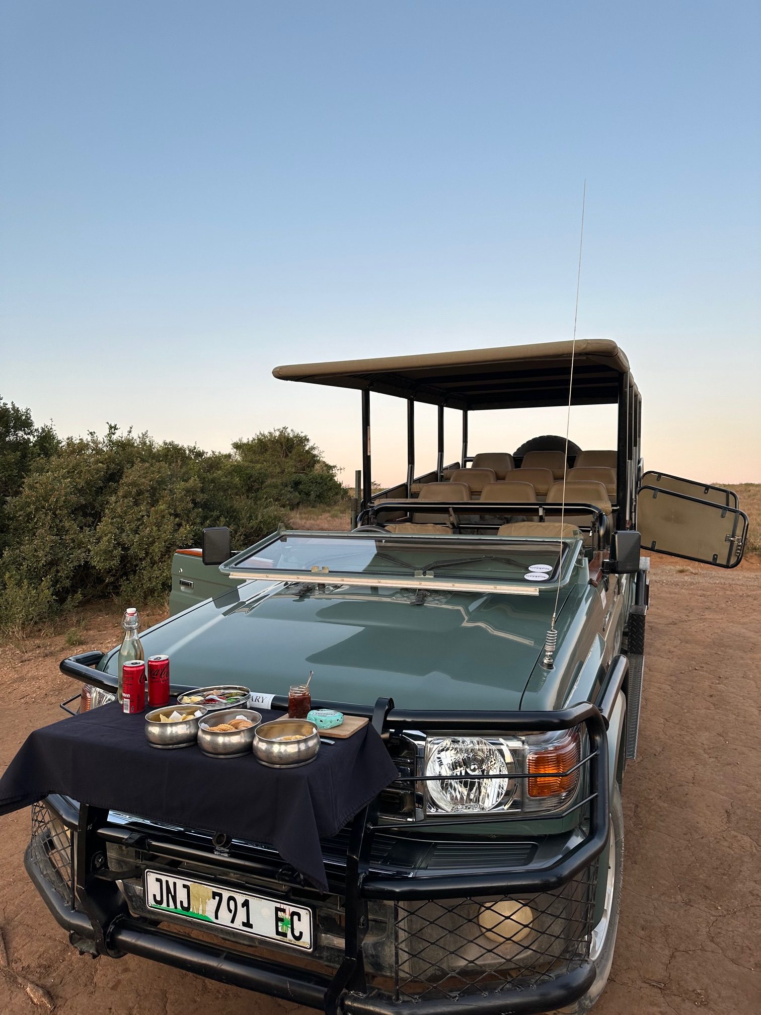 Safari Jeep